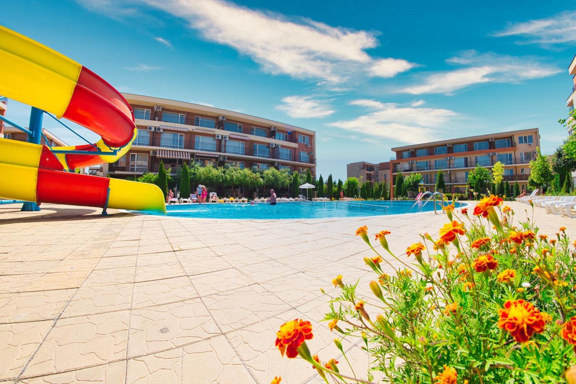 Nessebar And Holiday Fort Apartments Sunny Beach Exterior photo