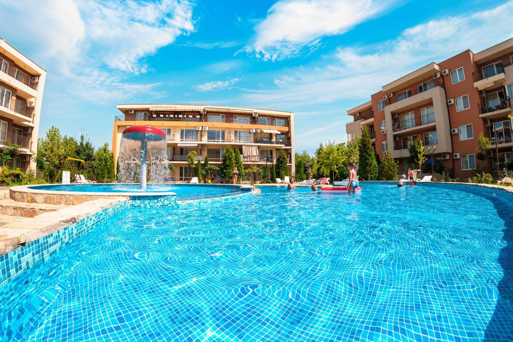 Nessebar And Holiday Fort Apartments Sunny Beach Exterior photo